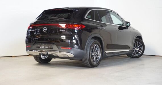 EQE 350 4MATIC SUV PANO DAK - TREKHAAK WEGKLAPBAAR