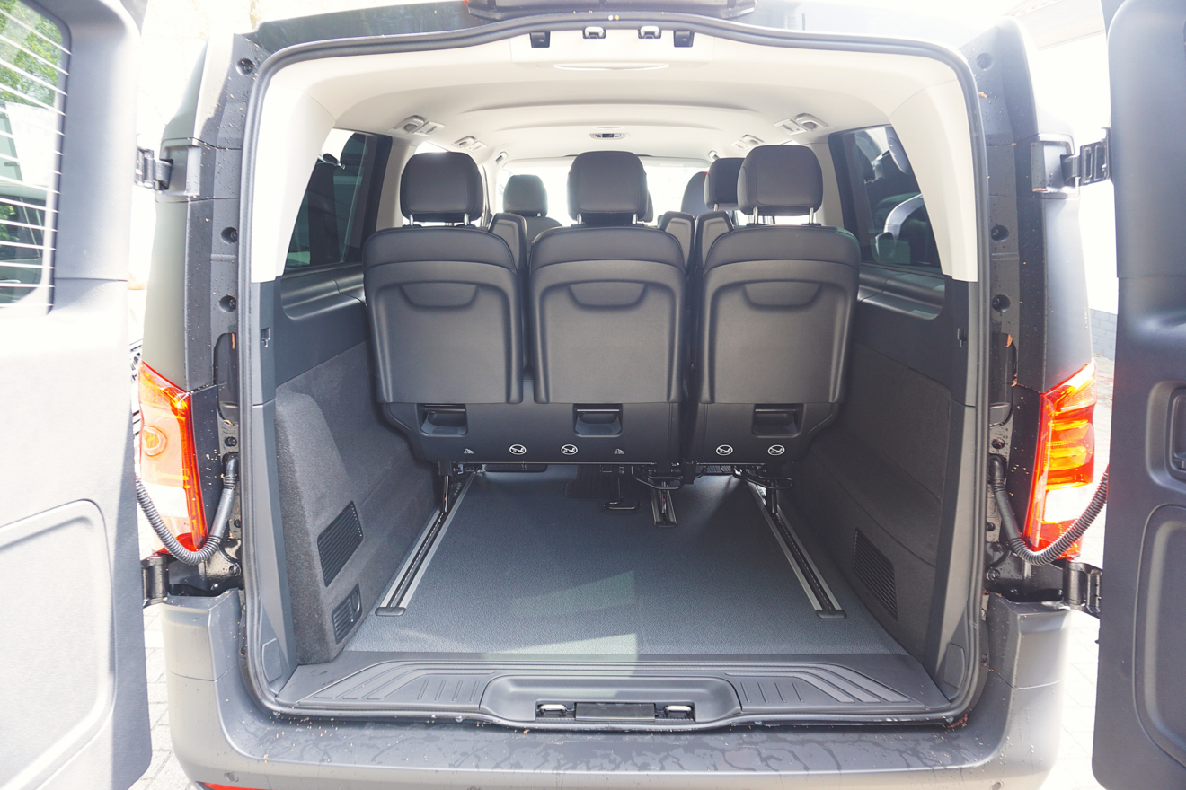 Merc Vito Tourer 8+1 (5)