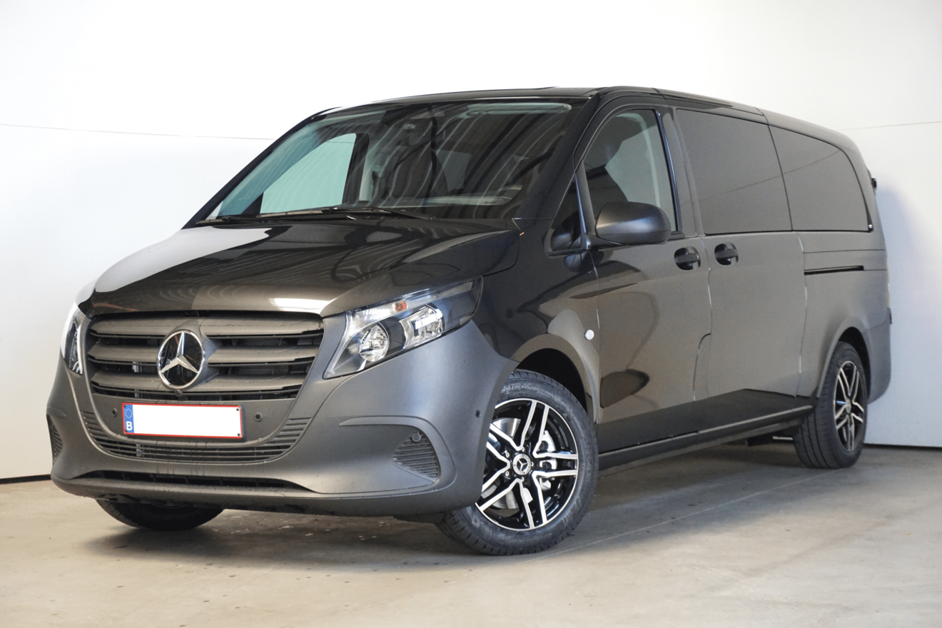 Merc Vito Tourer 8+1 (1)