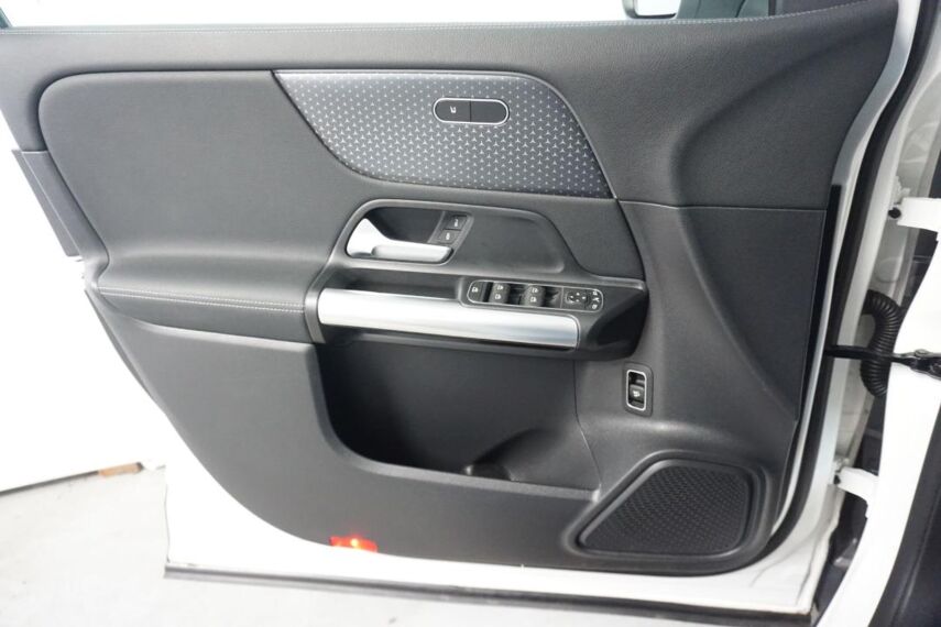 EQA 250 RIJASSISTENTIE PAKKET - TREKHAAK 