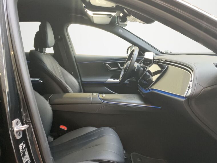 E 300 T e RIJASSISTENTIE - TREKHAAK WEGKLAPBAAR - BURMESTER 