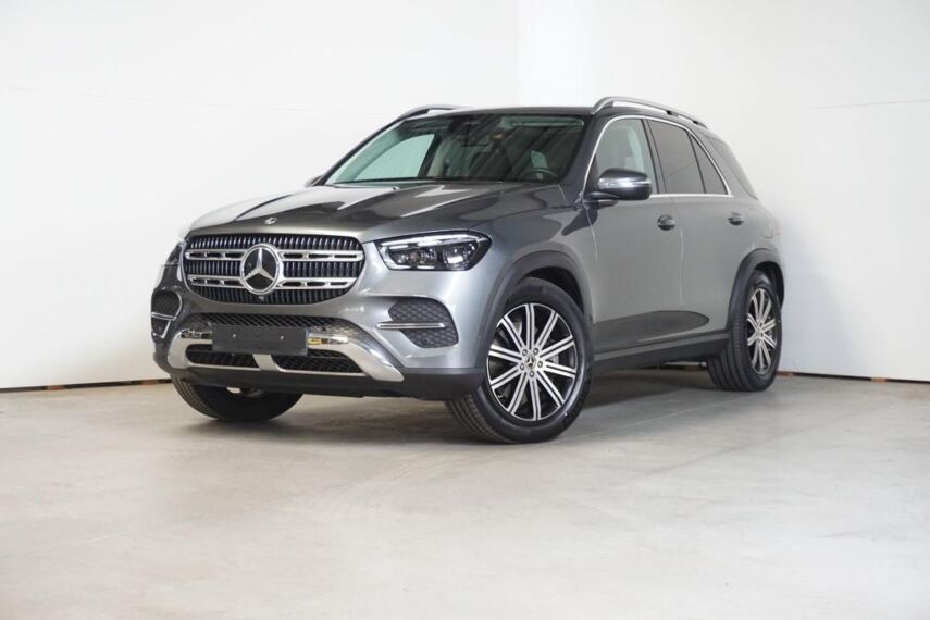 GLE 350 de 4M PANO DAK - TREKHAAK GLE 350 de 4M PANO DAK - TREKHAAK