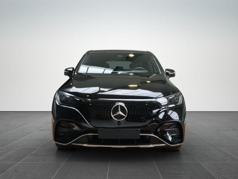 EQE 300 SUV AMG - TREKHAAK WEGKLAPBAAR - HEAD-UP EQE 300 SUV AMG - TREKHAAK WEGKLAPBAAR - HEAD-UP
