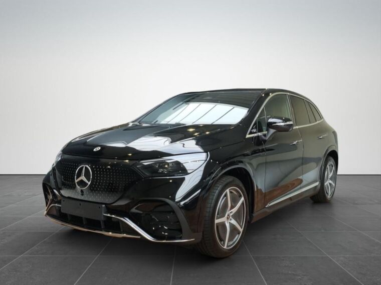 EQE 300 SUV AMG - TREKHAAK WEGKLAPBAAR - HEAD-UP EQE 300 SUV AMG - TREKHAAK WEGKLAPBAAR - HEAD-UP