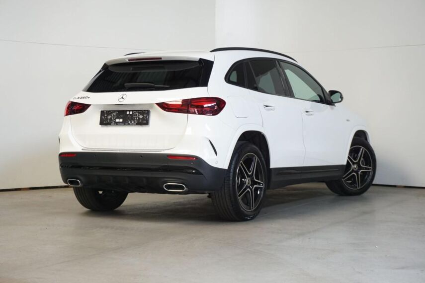 GLA 250 e AMG Line - NIGHT PAKKET 