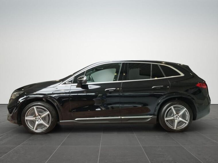 EQE 300 SUV AMG - TREKHAAK WEGKLAPBAAR - HEAD-UP EQE 300 SUV AMG - TREKHAAK WEGKLAPBAAR - HEAD-UP