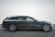 E 300 T e RIJASSISTENTIE - TREKHAAK WEGKLAPBAAR - BURMESTER 