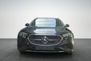 E 300 T e RIJASSISTENTIE - TREKHAAK WEGKLAPBAAR - BURMESTER 